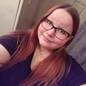 Meet your Posher, Elaina